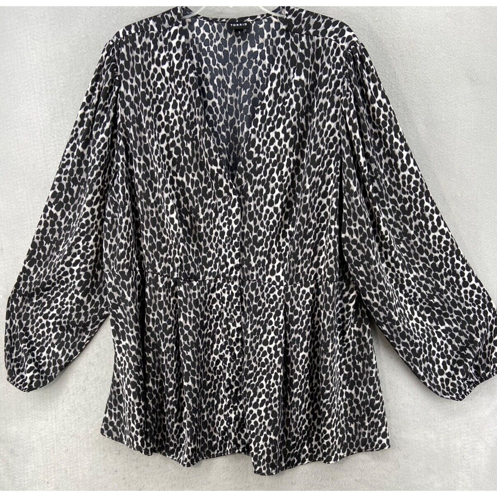 Torrid Shirt Womens Sz 3X Button Up Brown Animal Satin Long Puff Sleeve V-Neck